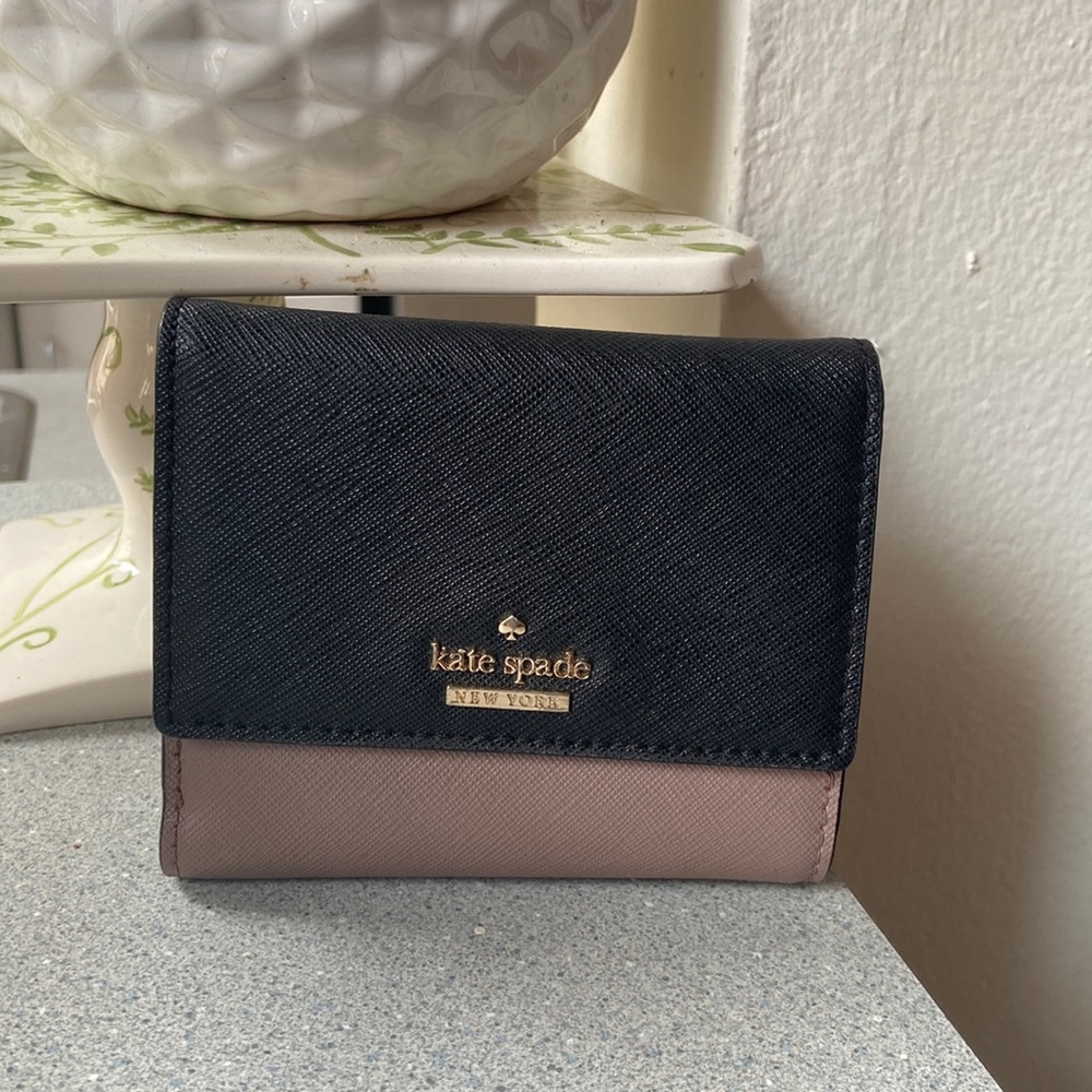 Neutral Kate Spade Wallet